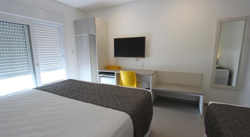 Nobile Hotel Гуаружа Экстерьер фото