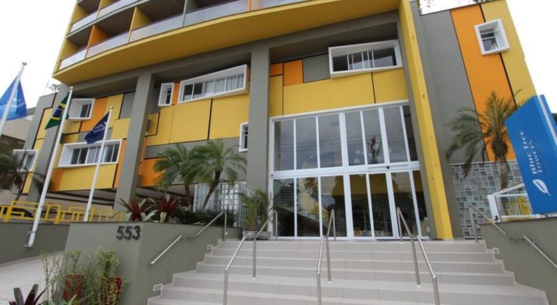 Nobile Hotel Гуаружа Экстерьер фото