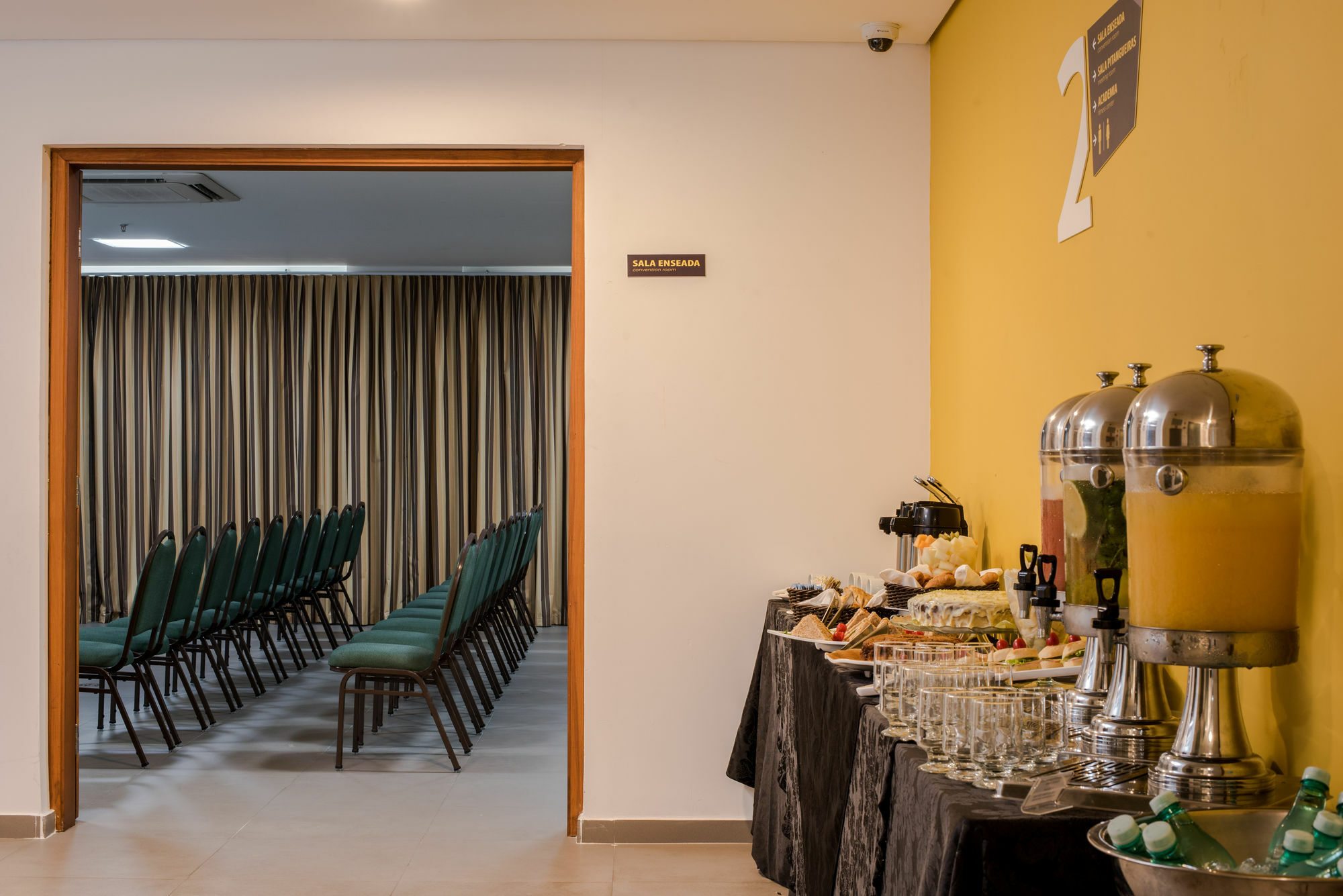Nobile Hotel Гуаружа Экстерьер фото